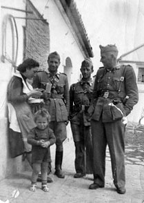 GC en el transformador de Enguera, 1950 (Familia Orbis)